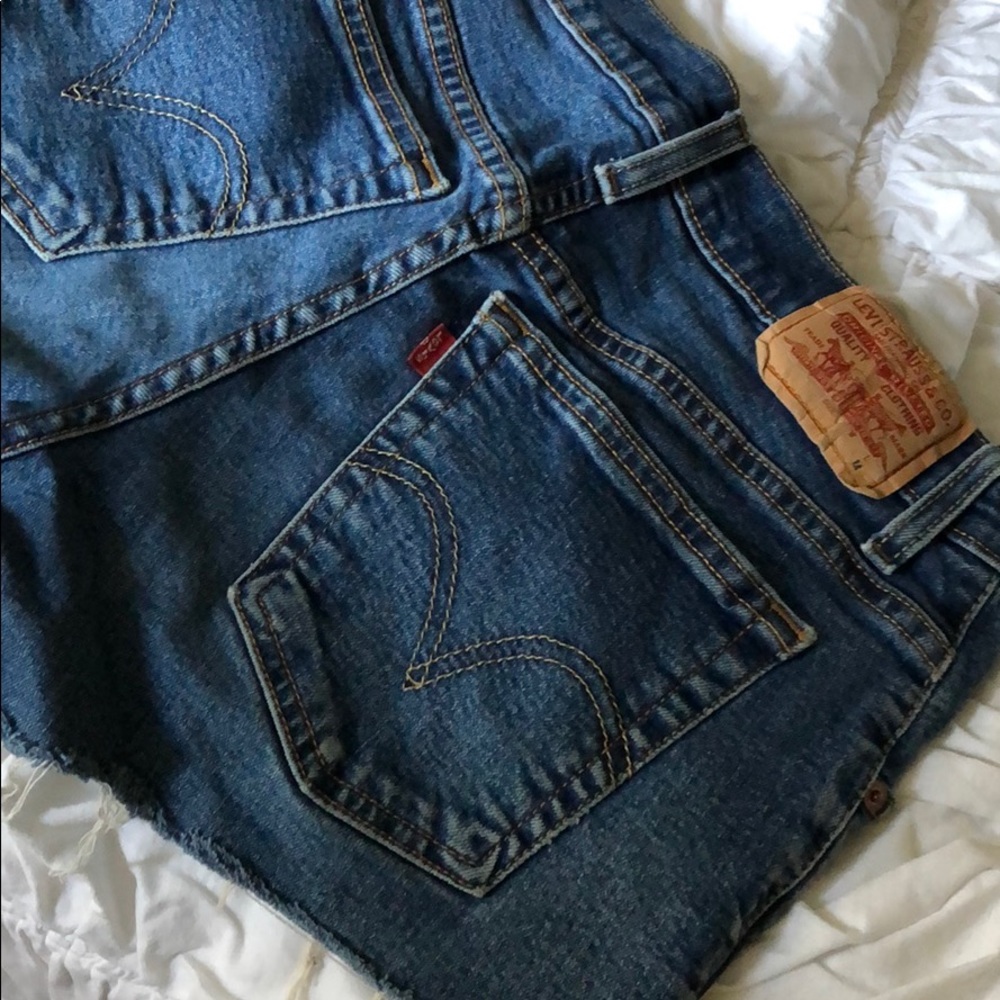 Levi’s shorts